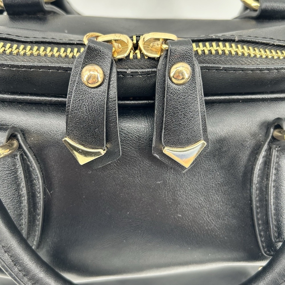 CUORE & PELLE Celeste Leather Dr. Style Satchel Black & Gold - Picture 8 of 15